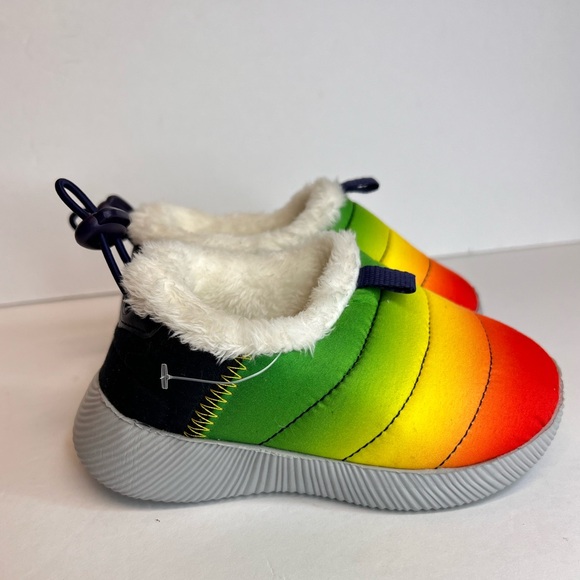 Lands End Toddler Faux Fur Lined Slip On Booties Size 8M Multi Colored NWOT - Picture 2 of 9